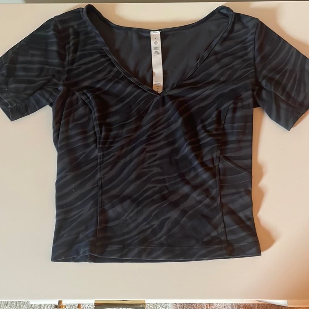 Lululemon align v-neck zebra print top